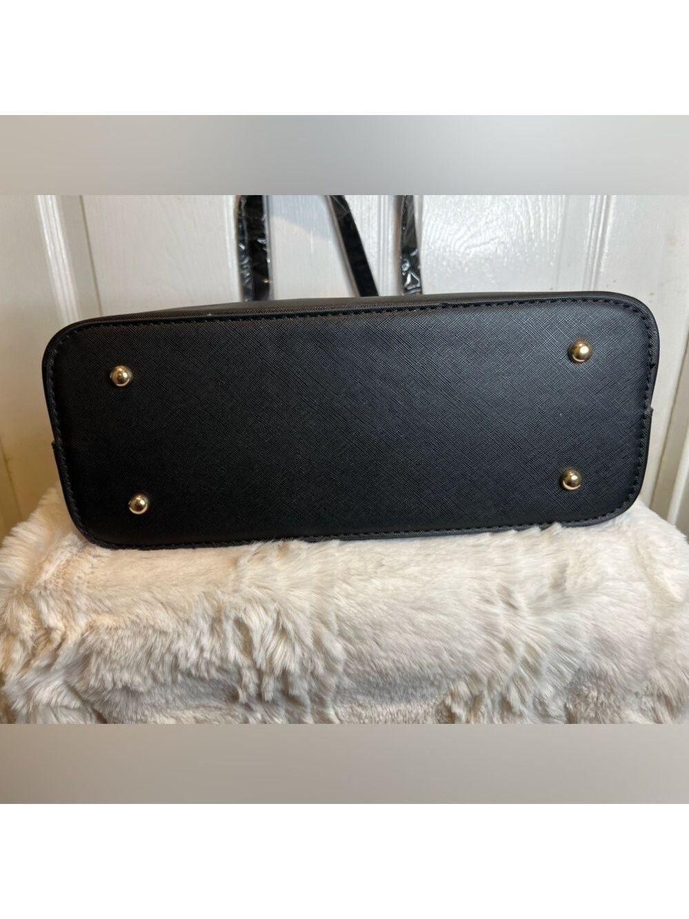 ITALIA NOMAD FIVE PIECE NAVY BLUE AND BLACK SHOULDER BAGS SET - Picture 4 of 16